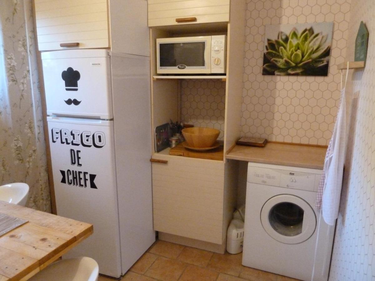 Le Clos Fleuri Ségrie Eksteriør bilde